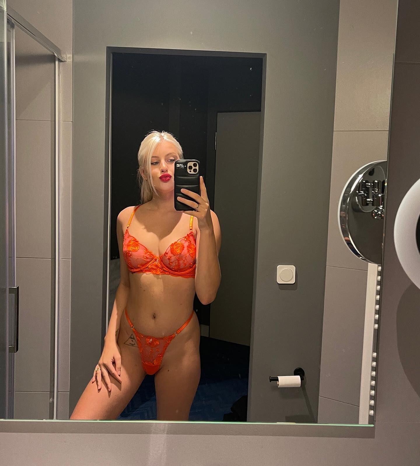 Blondyqueen69 / Chloe Verhagen / blondyqueen Nude OnlyFans Leaks 1
