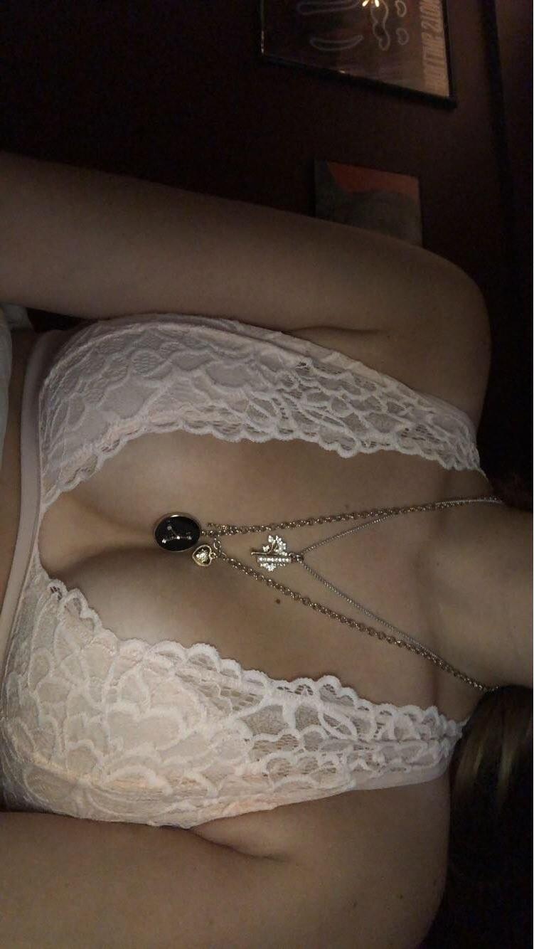 Emo.fio / babyybunnyy Nude OnlyFans Leaks 1