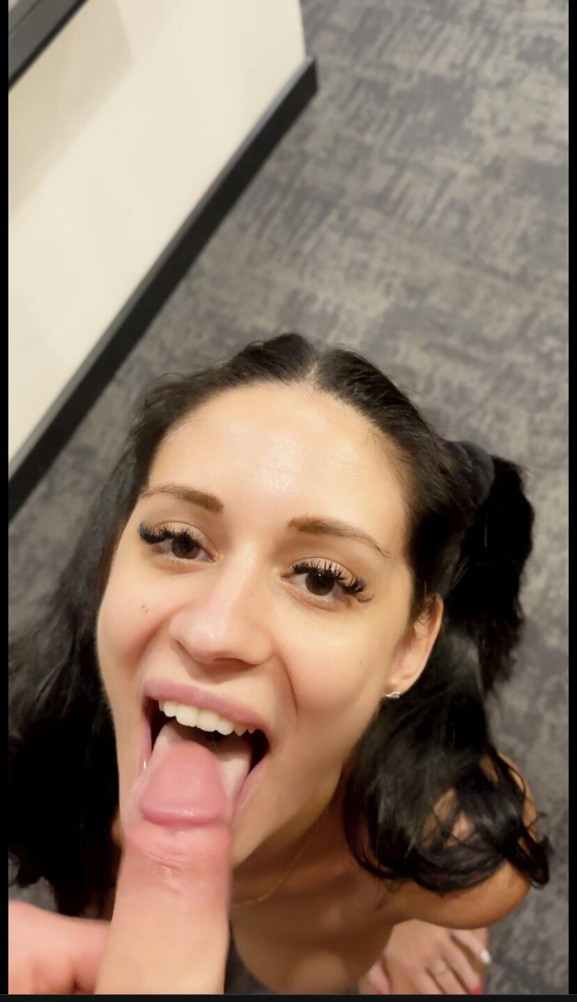 Georgieva Veli / Velilove Nude OnlyFans Leaks 1