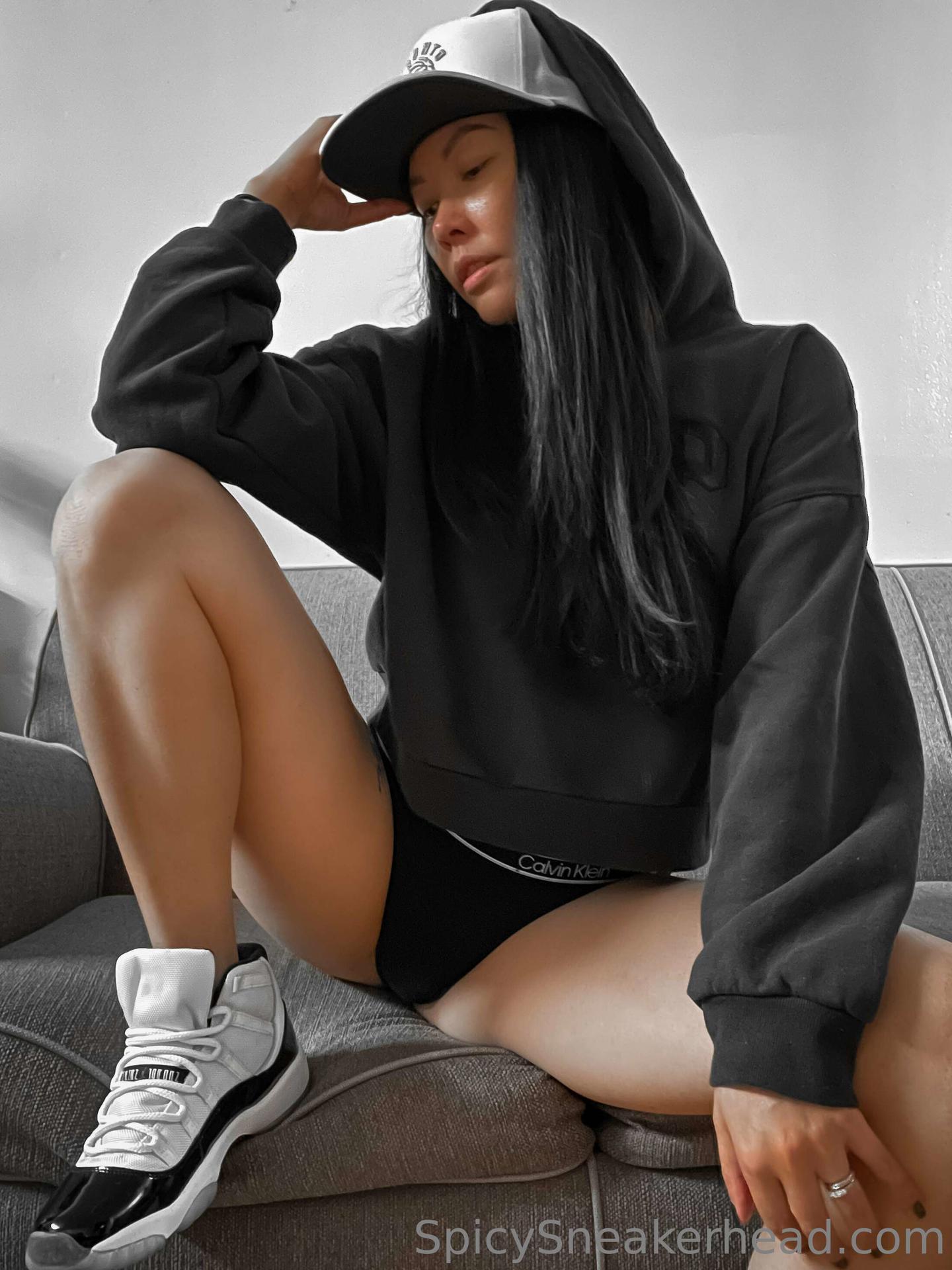 Jade Chung / SpicySneakerhead Nude OnlyFans Leaks 1