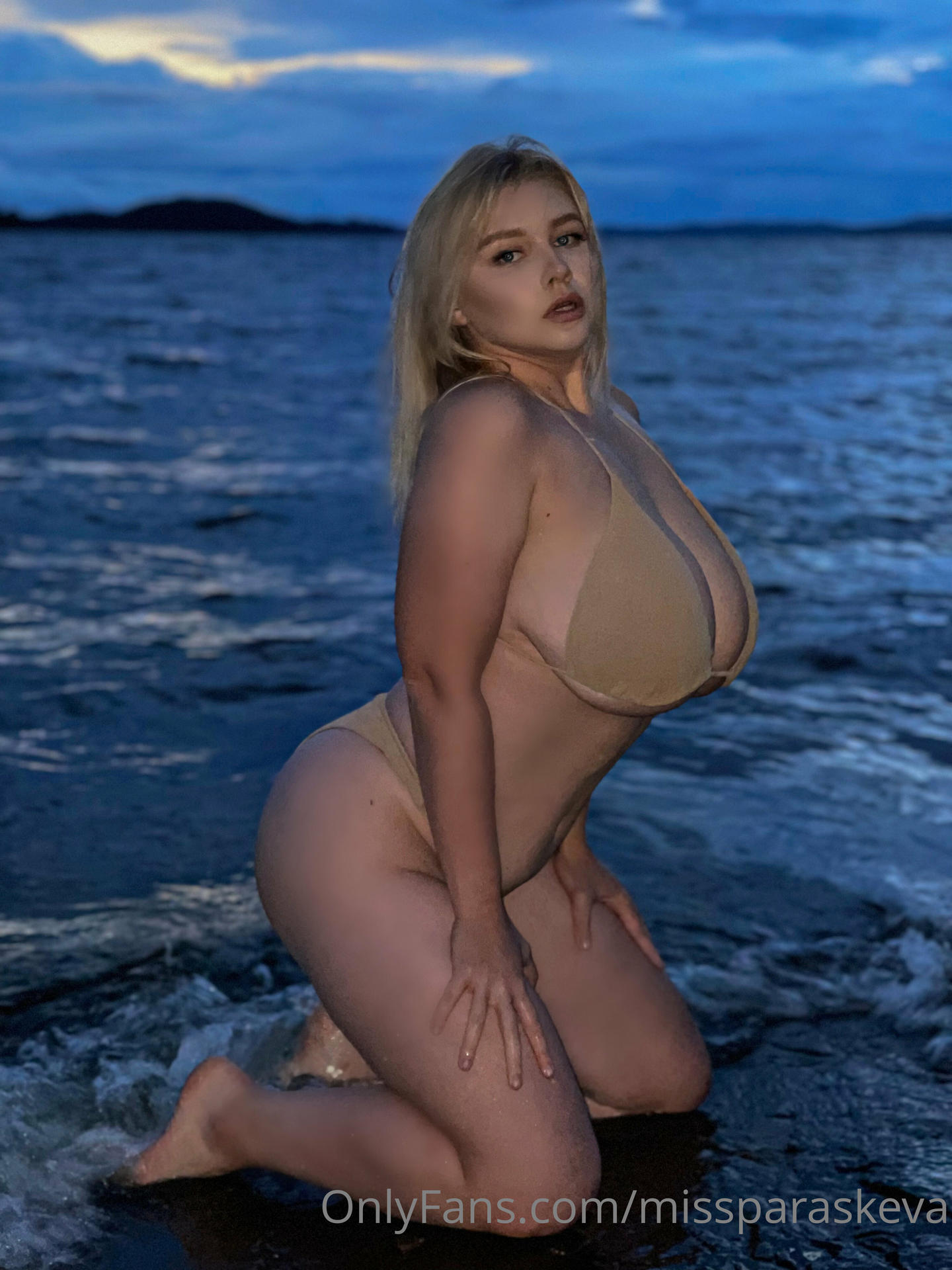 MissParaskeva Nude OnlyFans Leaks 1