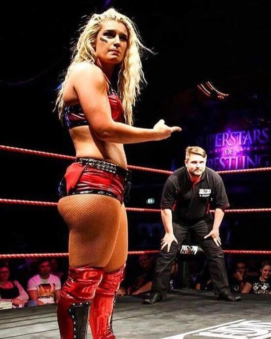 Toni Storm / realtonistorm Nude OnlyFans Leaks 1