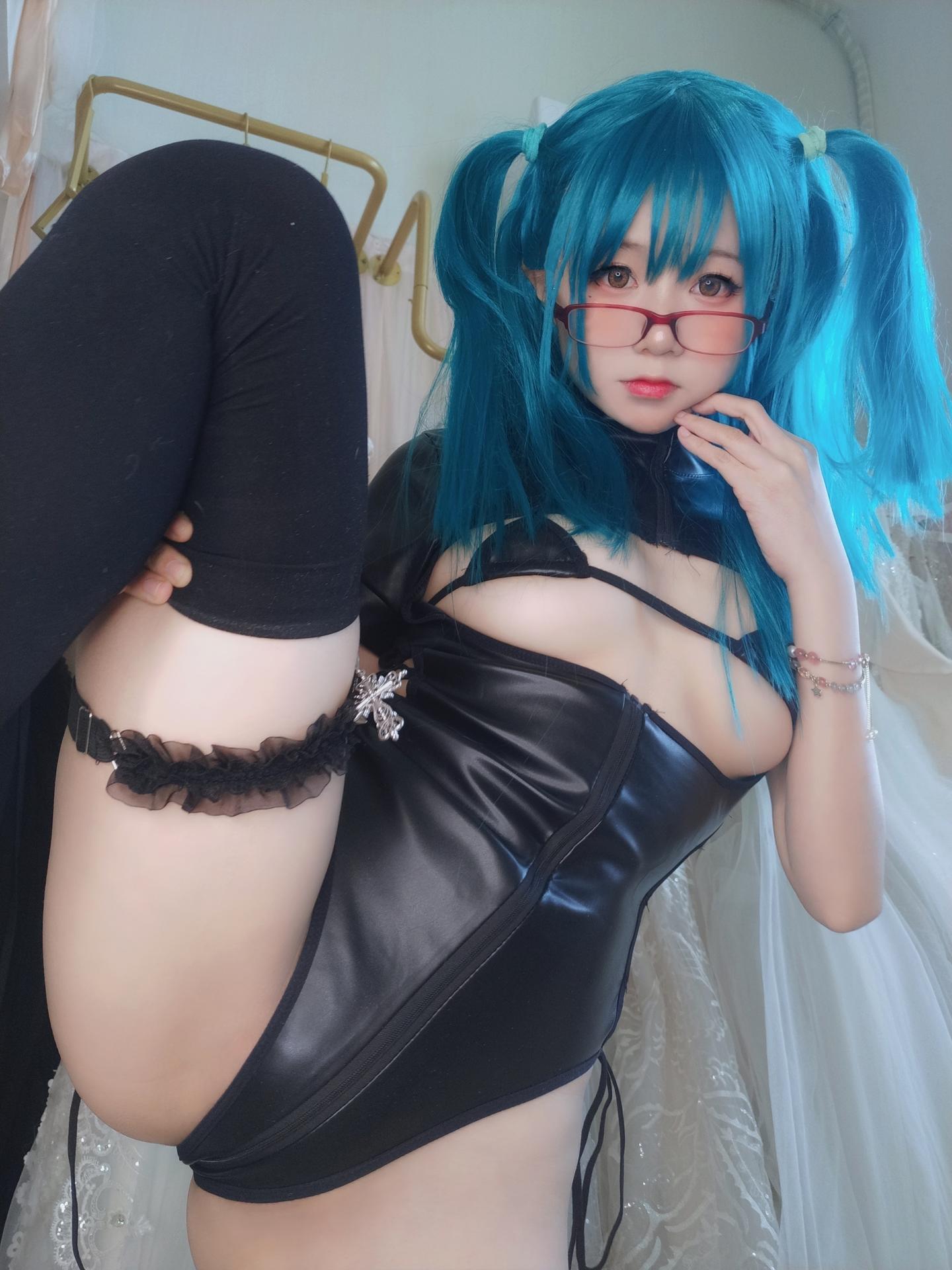YaoYaoQwQ / yaoyaole / 軟妹搖搖樂w Nude Patreon Leaks 1