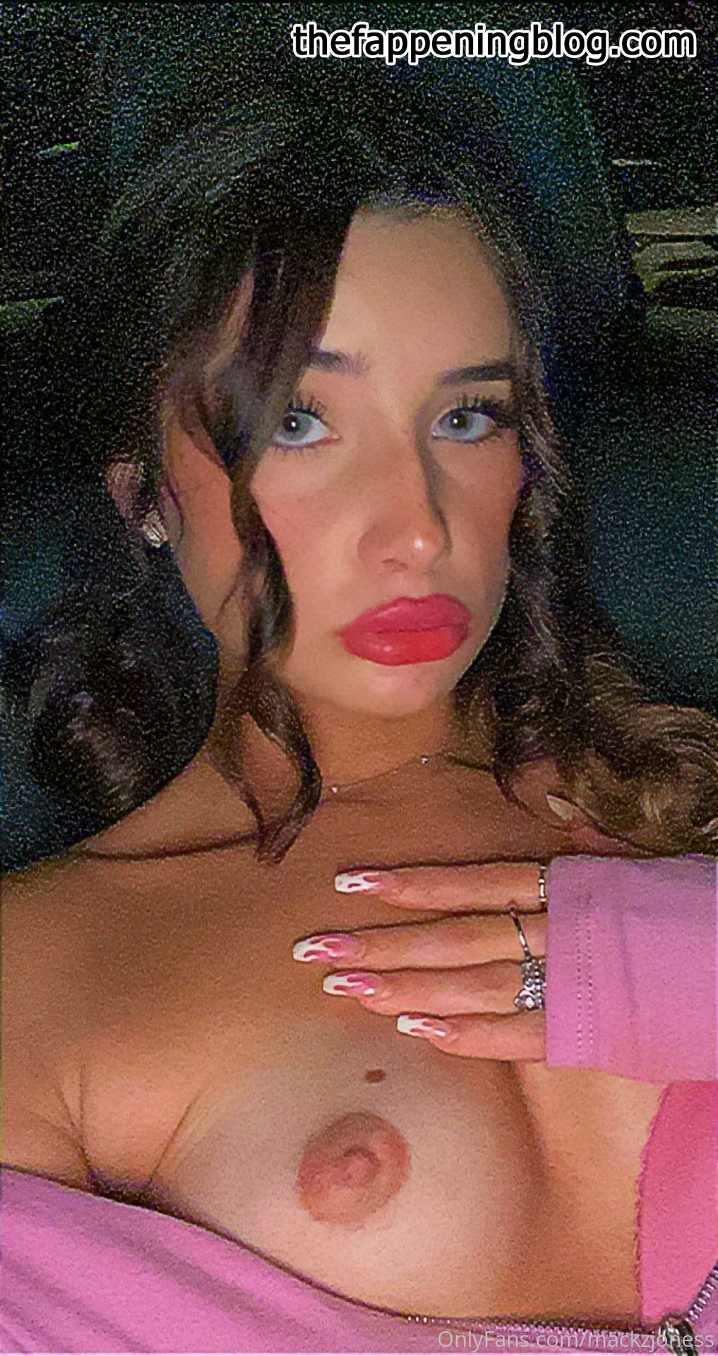 Mackenzie Jones aka mackzjoness Leaked Photo 56