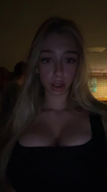 sofyaplotnikova / https: / xsofya_x Nude Leaks Photo 9