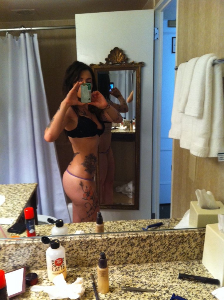Sarah Sahi Naked 004