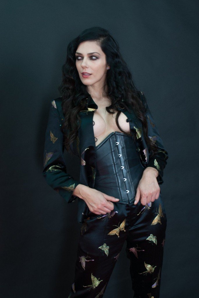 Adrianne Curry Naked 012