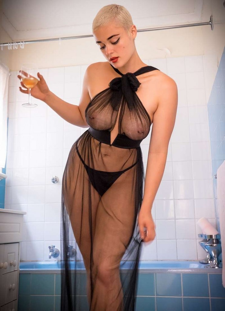 Stefania Ferrario Topless 17