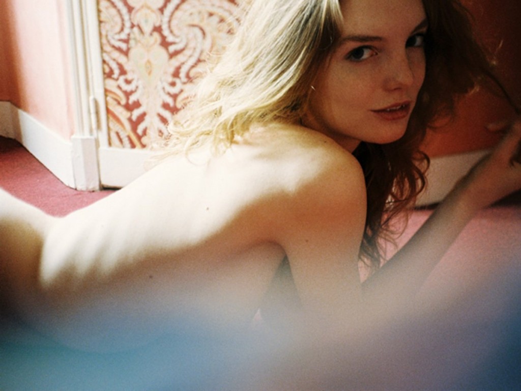 Clara Settje Naked 10