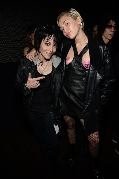 Miley-Cyrus-Topless-3