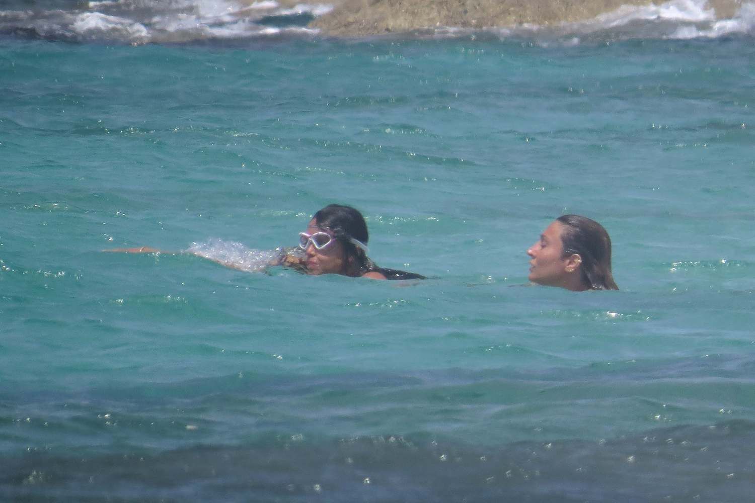 Michelle-Rodriguez-bikini-8