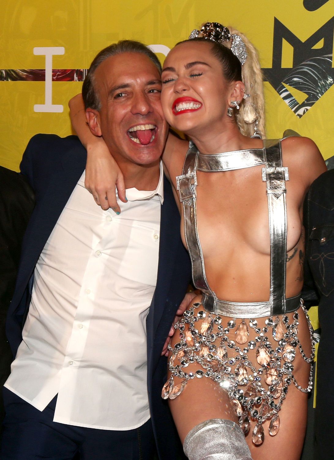 Miley-Cyrus-Sexy-87