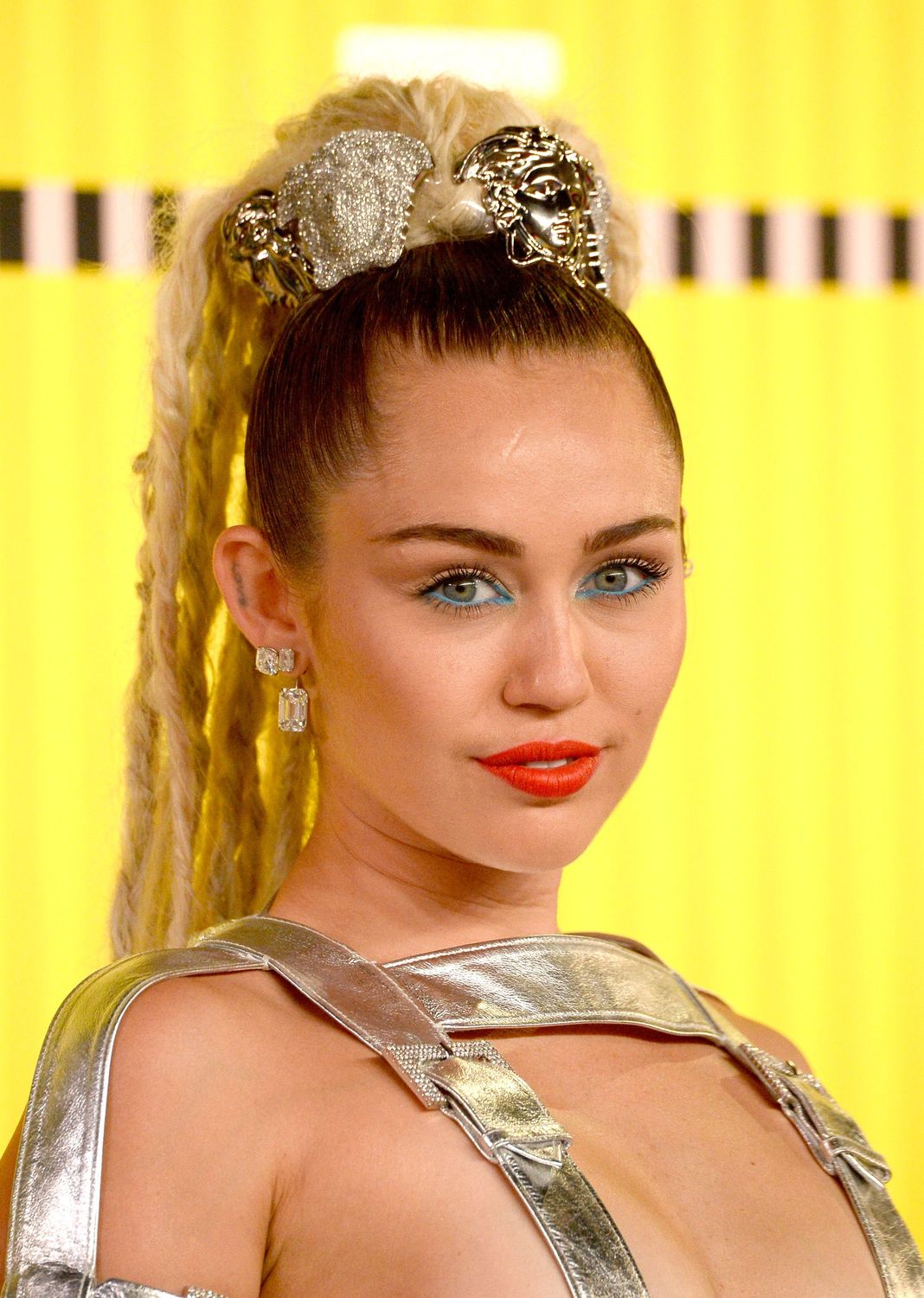 Miley-Cyrus-Sexy-91