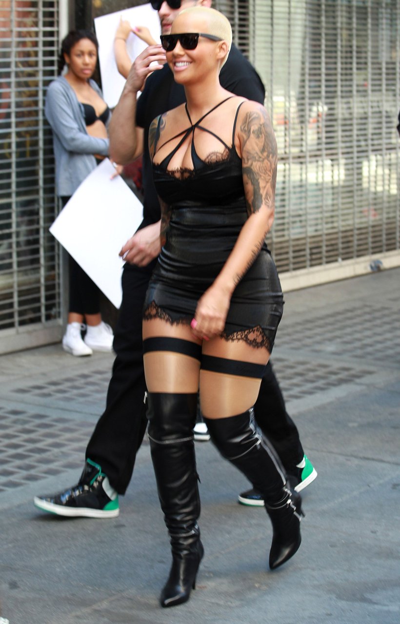 Amber-Rose-Sexy-11