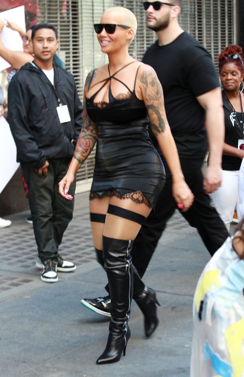 Amber-Rose-Sexy-14