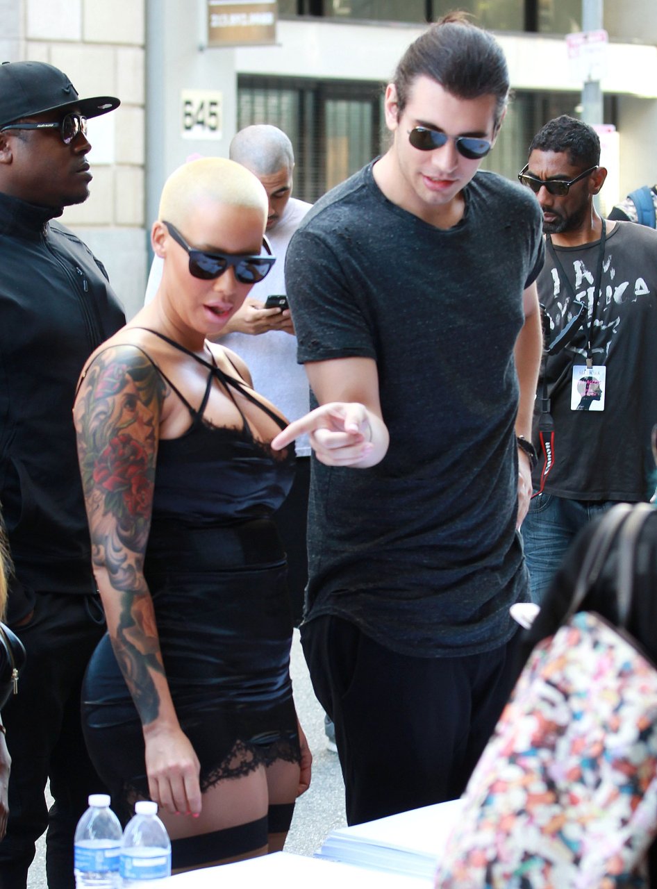 Amber-Rose-Sexy-2