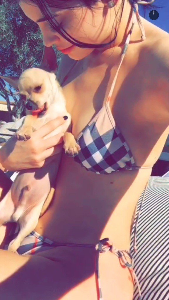 Kylie Jenner-Sexy1