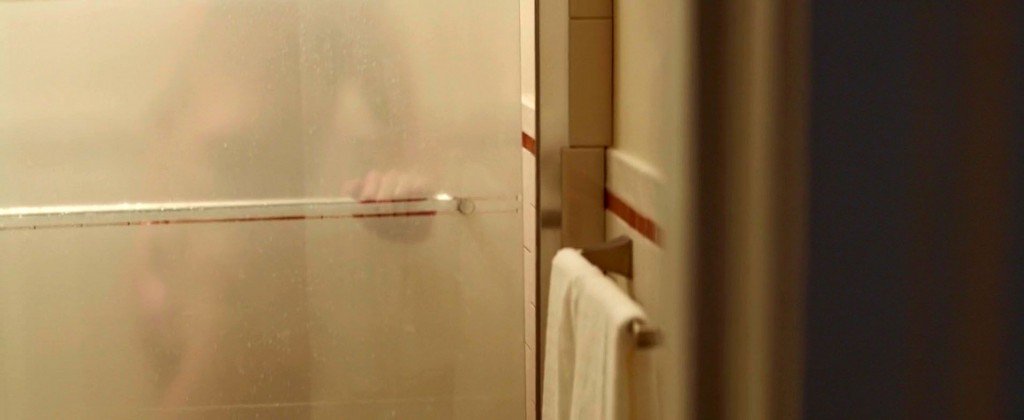 Yvonne Strahovski Nude 3