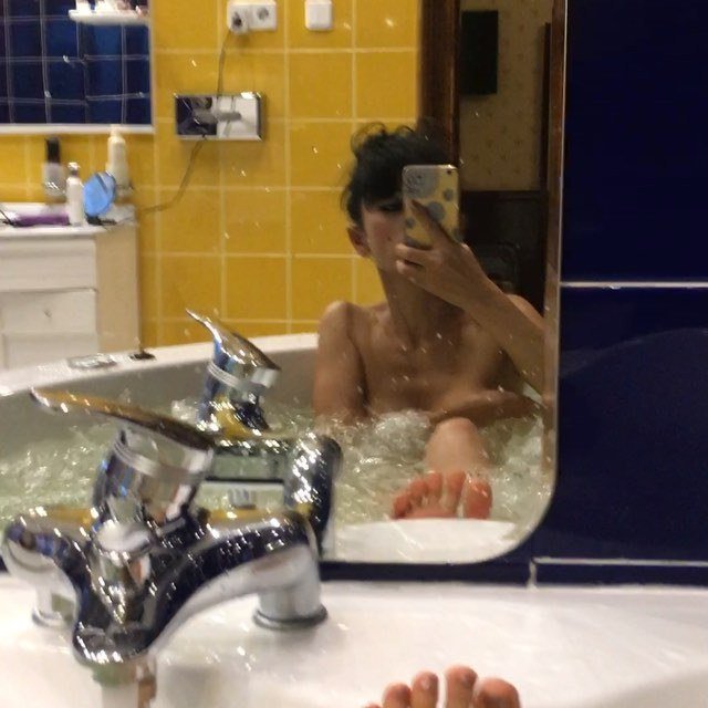 Bai Ling Nude & Sexy5