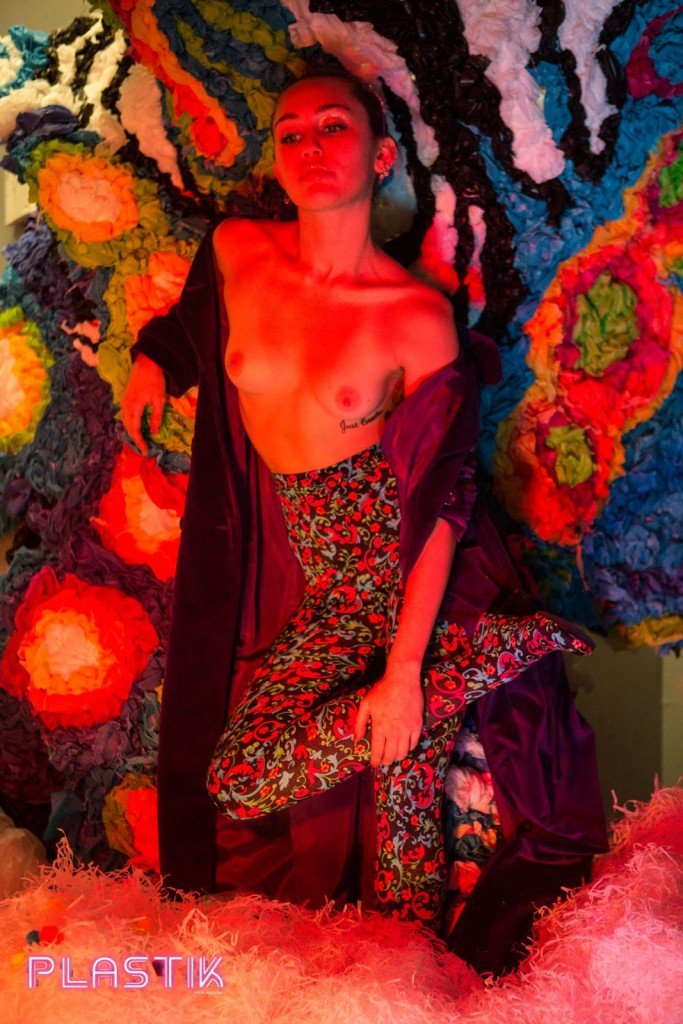 Miley Cyrus - Plastik Magazine 2