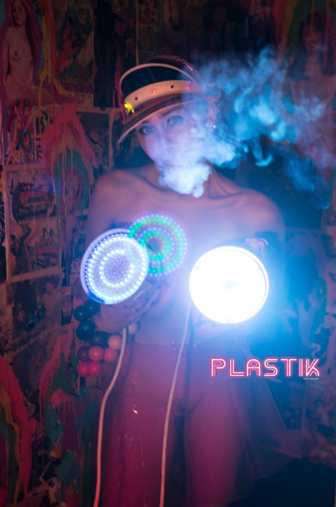 Miley Cyrus - Plastik Magazine 5