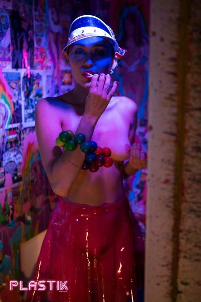 Miley Cyrus - Plastik Magazine 8