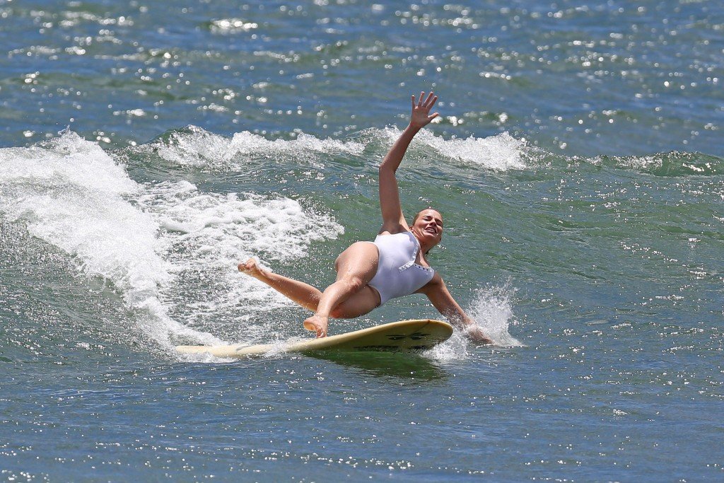 Margot Robbie Sexy 57