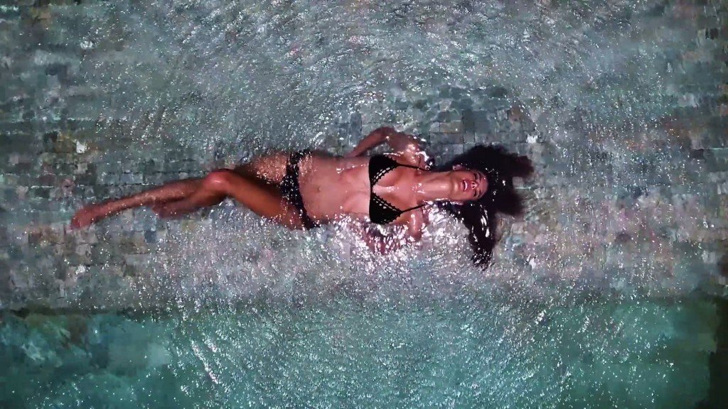 Alessandra Ambrosio Nude & Sexy 2 34 thefappening.so