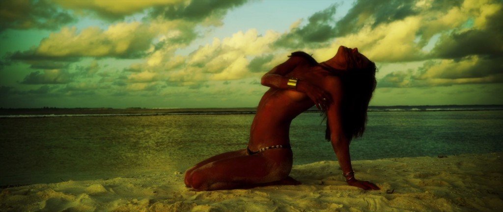 Alessandra Ambrosio Nude & Sexy 58 thefappening.so