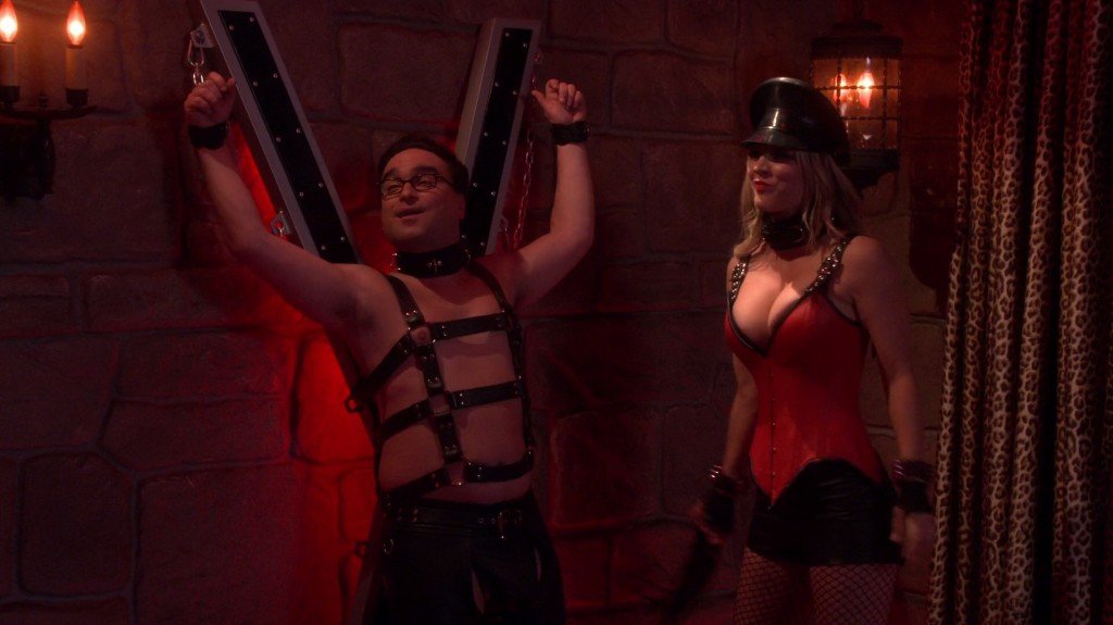 Kaley Cuoco Sexy 4