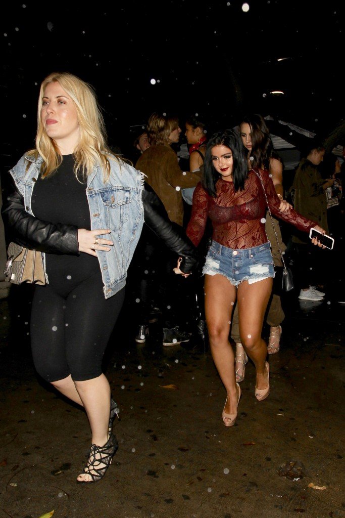 Ariel Winter Sexy thefappening.so 12