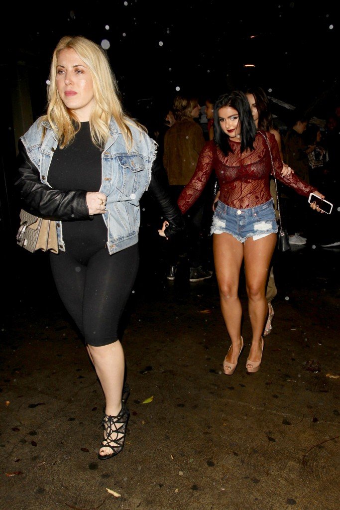 Ariel Winter Sexy thefappening.so 13